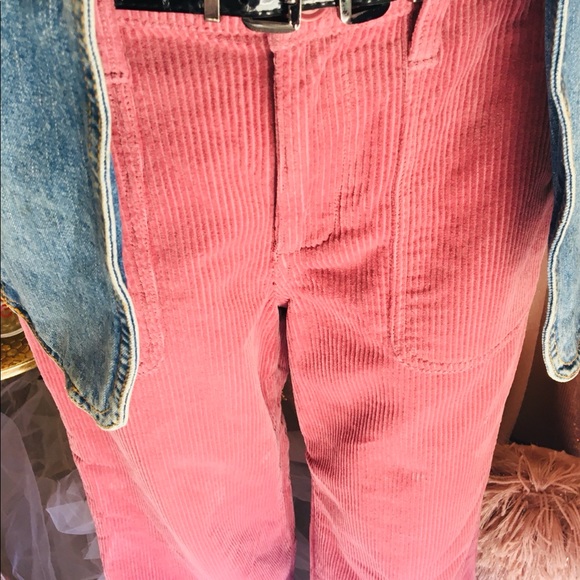 Ana corduroy Capri pants. - Picture 2 of 3